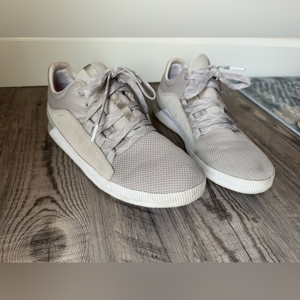 Sorel Shoes - Size 9